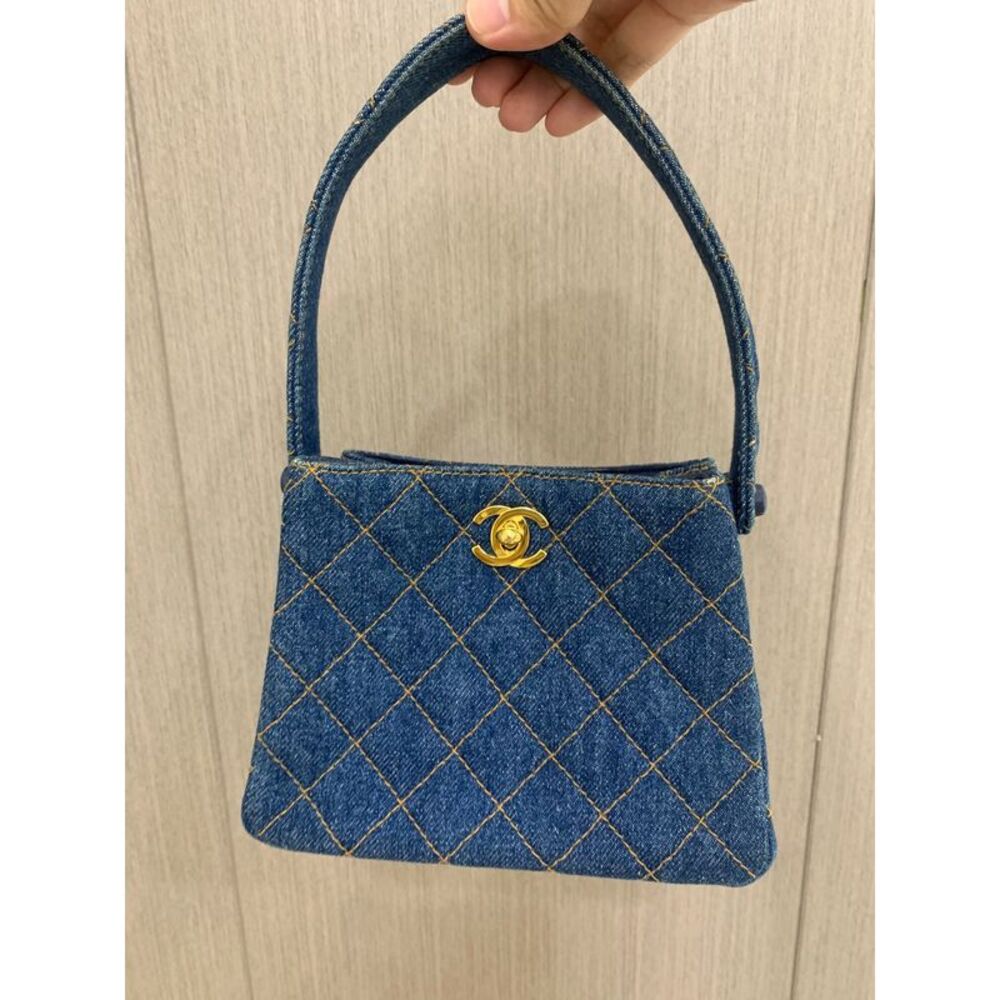 Chanel Women Pre-Loved Bag Very Good Condition